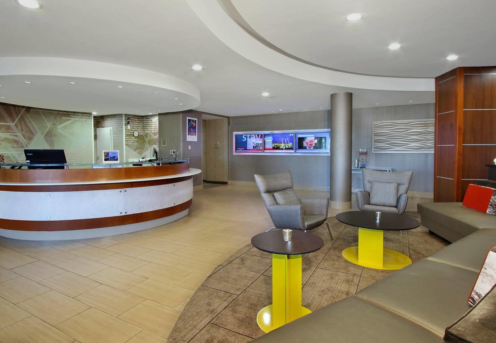 Springhill Suites By Marriott Madera Exterior photo